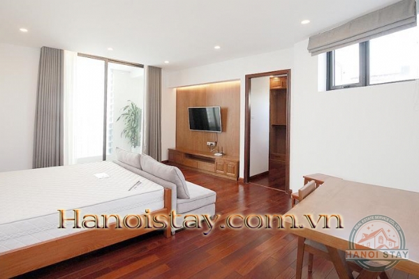 *Gorgeous Three Bedroom Apartment Rental with Pool in Tay Ho Road, near Somerset West Point* 18
