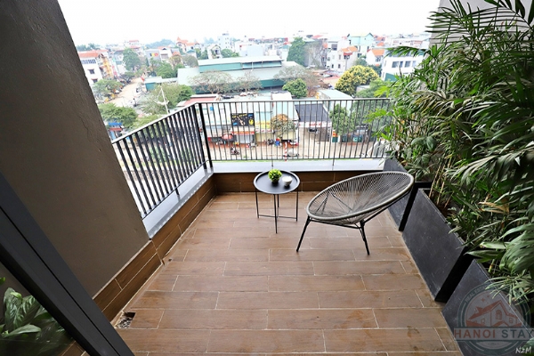 *Great Balcony!Great Views! Great Amenities! Enjoyable Duplex 02 Br apartment in Tay Ho* 2