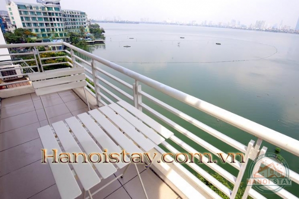 *Great Lake View Apartment For Rent in Yen Phu str, Tay Ho at a reasonable cost* 12
