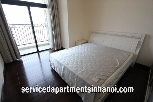 Great View Two bedroom Apartment Rental in R4 Building, Vinhomes Royal City 8