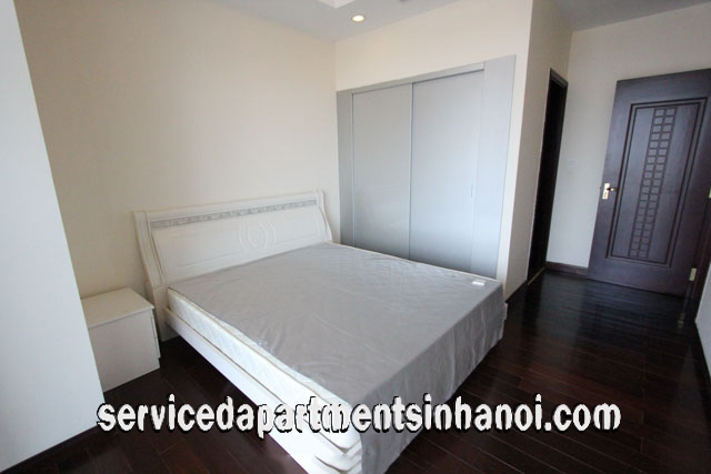 Great View Two bedroom Apartment Rental in R4 Building, Vinhomes Royal City 9