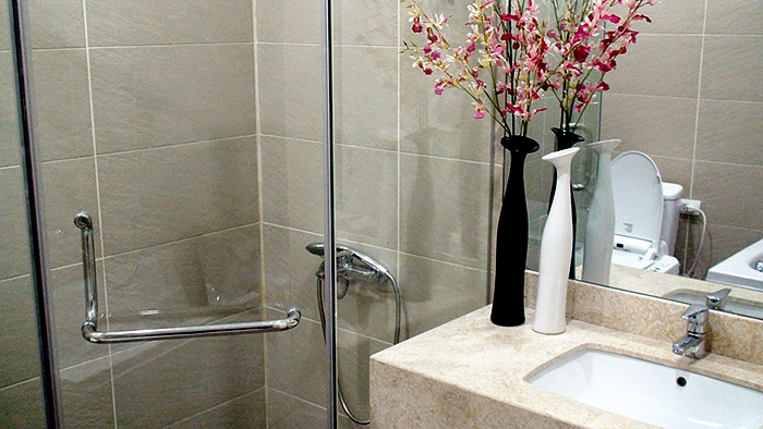 High Class Two and Three Bedroom Apartment for rent in Tran Duy Hung st, Cau GIay 8
