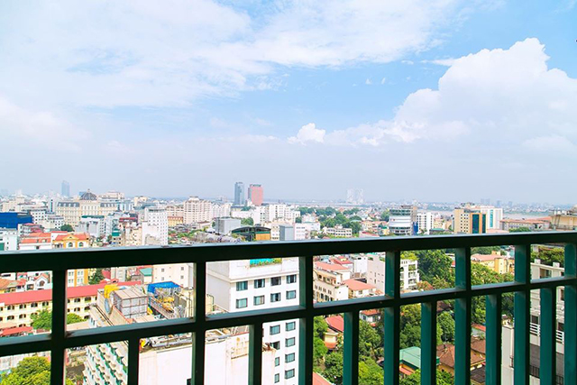 *High Floor Three Bedroom Apartment Rental in 93 Lo Duc Street, Hai Ba Trung* 11