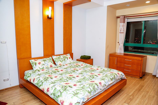 *High Floor Three Bedroom Apartment Rental in 93 Lo Duc Street, Hai Ba Trung* 2