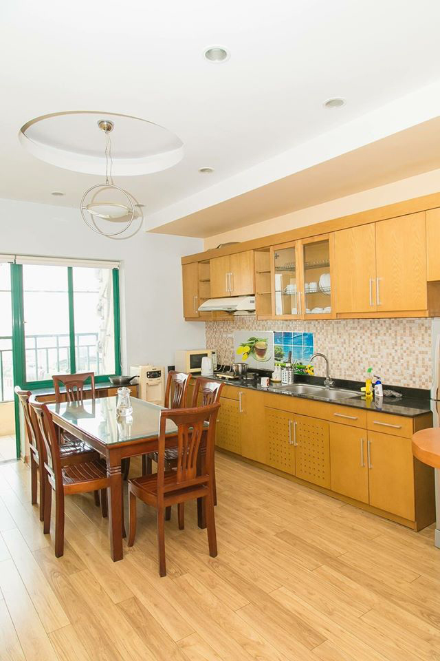 *High Floor Three Bedroom Apartment Rental in 93 Lo Duc Street, Hai Ba Trung* 7
