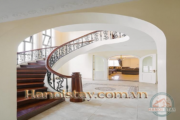 High quality 3 bedroom duplex apartment in Tay Ho 10