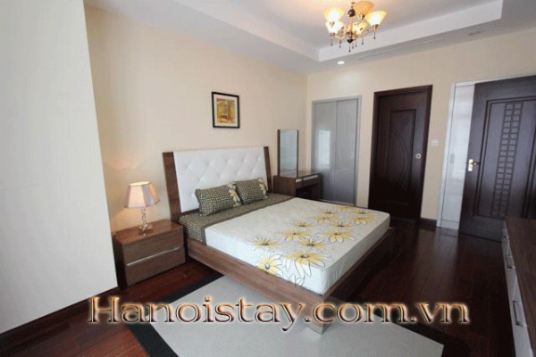 High Quality Three Bedroom Apartment Rental in HongKong Tower, Dong Da 4