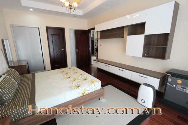 High Quality Three Bedroom Apartment Rental in HongKong Tower, Dong Da 15