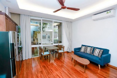 *Comfortable 02 Bedroom Apartment for rent near Old Quarter, Hoan Kiem at a reasonable price*