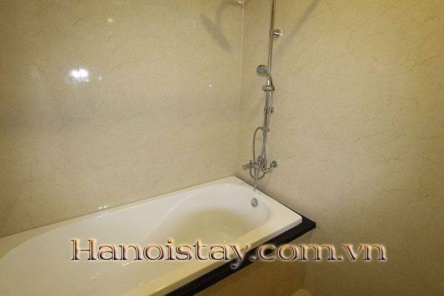 *High Quality Two Bedroom Apartment For Rent Close to Hanoi Old Quarter, Hoan Kiem* 5