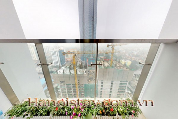 *High Standard 2 Bedroom Serviced Apartment Rental in Vinhomes Metropolis* 2