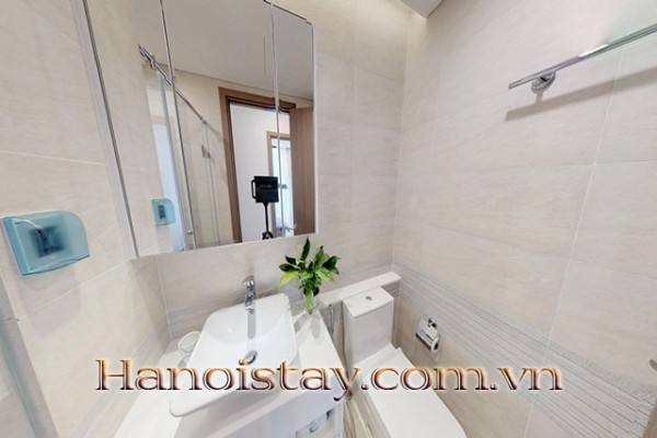 *High Standard 2 Bedroom Serviced Apartment Rental in Vinhomes Metropolis* 3