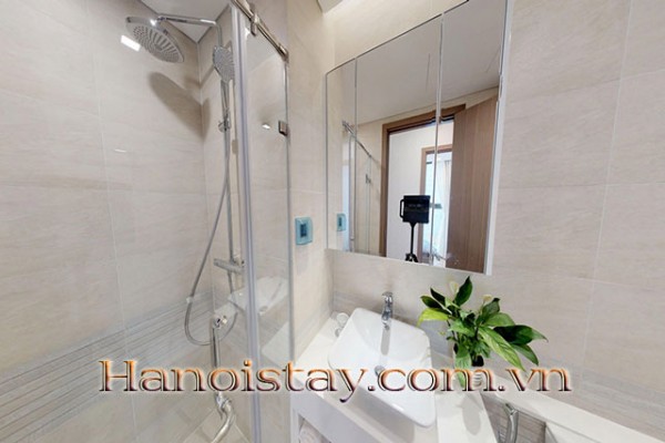 *High Standard 2 Bedroom Serviced Apartment Rental in Vinhomes Metropolis* 5