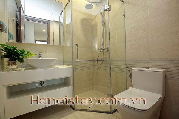 High-Class Apartment in Vinhomes Metropolis @3 BR & FREE SWIMMING POOL 21