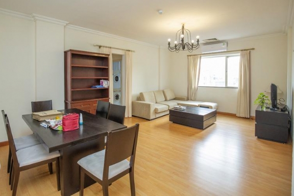 *High-quality Cosy 02 BR Apartment Rental in Trieu Viet Vuong str, Hai Ba Trung Distr*