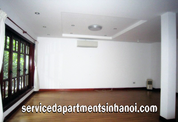 Huge Four Bedroom Villa Rental in To Ngoc Van With Jacuzzi, nice garden & Swimming Pool 6