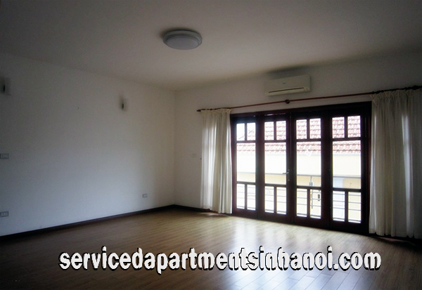Huge Four Bedroom Villa Rental in To Ngoc Van With Jacuzzi, nice garden & Swimming Pool 9