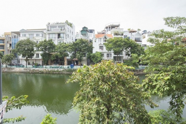 *Ideal Westlake View 02 Bedroom Apartment Rental in Yen Phu Area, Tay Ho*