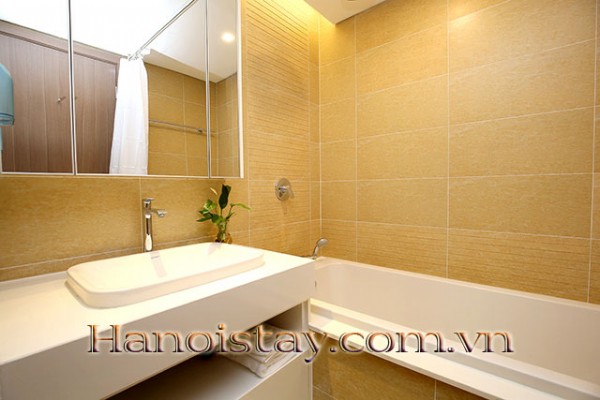 *Ideally New built Luxury Two Bedroom Apartment for rent in Vinhomes Metropolis* 3