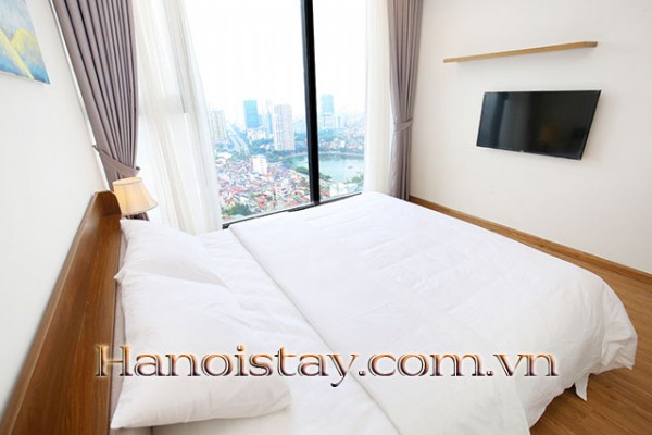 *Ideally New built Luxury Two Bedroom Apartment for rent in Vinhomes Metropolis* 9