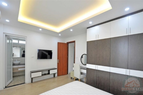 Ideally positioned 02 Bedroom Apartment for rent in Hoan Kiem District, near Hanoi Old Quarter. 13