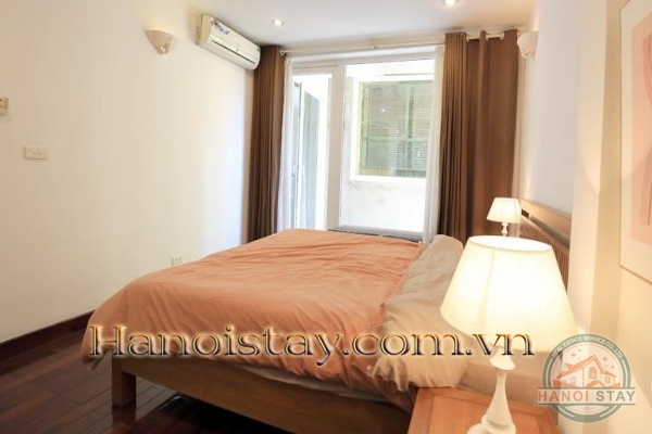 *Ideally situated 2 Bedroom flat for rent in the heart of Tay Ho, very reasonable price* 3