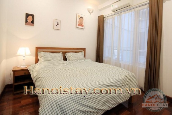 *Ideally situated 2 Bedroom flat for rent in the heart of Tay Ho, very reasonable price* 6