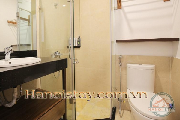 *Impressing your eyes with this fabulous lake view 03 bedroom apartment for rent in Tay Ho, large balcony* 15