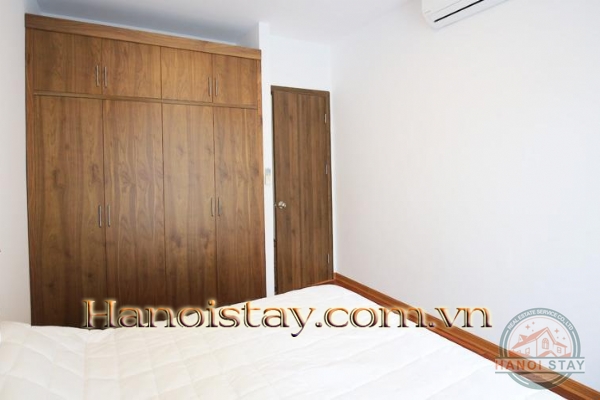 *Impressing your eyes with this fabulous lake view 03 bedroom apartment for rent in Tay Ho, large balcony* 22