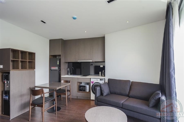 *Impressive Lake View Apartment for rent in Truc Bach, Ba Dinh, Modern Furniture* 3