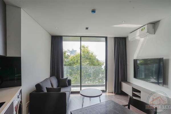 *Impressive Lake View Apartment for rent in Truc Bach, Ba Dinh, Modern Furniture* 4