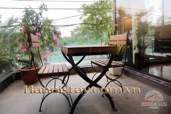*Lake View 02 Bedroom Flat for rent in Quang Khanh street, Tay Ho, Good Discount for COVID Time* 9