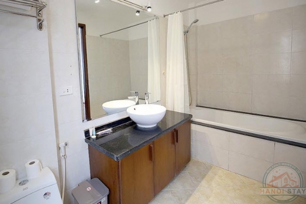 Lake View 03 BR Apartment For Rent in Quang Khanh str, Tay Ho 18