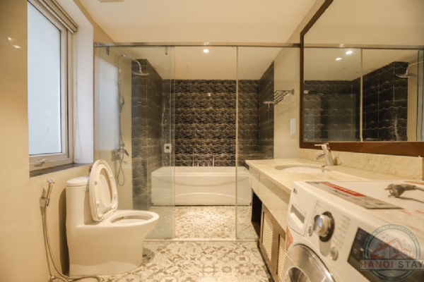 Lake View 03 BR Apartment for rent in Tu Hoa Str, Tay Ho 13