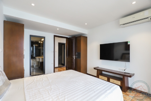 Lake View 03 BR Apartment for rent in Tu Hoa Str, Tay Ho 21