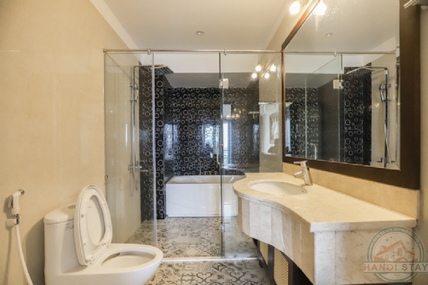 Lake View 03 BR Apartment for rent in Tu Hoa Str, Tay Ho 23