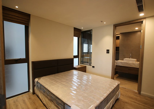 Lake View 2 Bedroom Apartment Rental in Tay Ho, Awesome Furniture 9