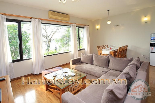 *Lake View 2nd Floor Two Bedroom Apartment for rent in Tu Hoa street, Tay Ho* 1