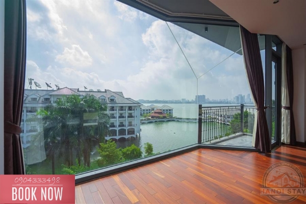 Lake view and morden 3 bedroom apartment for rent on Tu Hoa street, Tay Ho 11