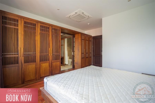 Lake view and morden 3 bedroom apartment for rent on Tu Hoa street, Tay Ho 26
