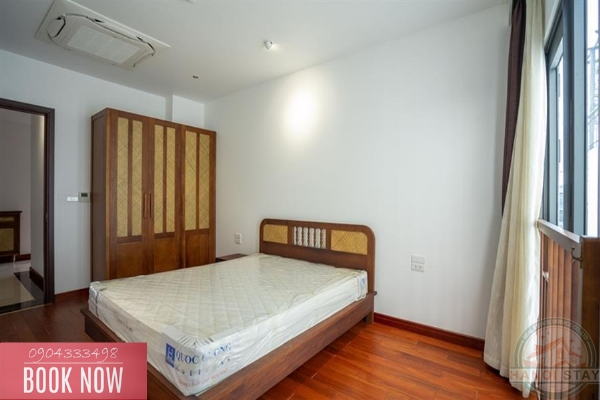 Lake view and morden 3 bedroom apartment for rent on Tu Hoa street, Tay Ho 39