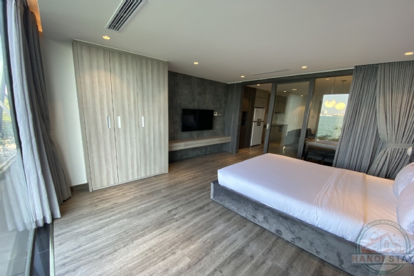 *Lake View Apartment for in Hanoi, Beautiful Terrace & Convenient Center* 2