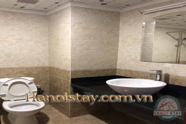 *Lake View Apartment Rental in Yen Hoa street, Tay Ho, Good Price* 6