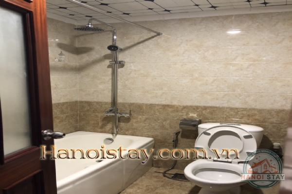 *Lake View Apartment Rental in Yen Hoa street, Tay Ho, Good Price* 9