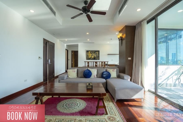 LAKE VIEW apartment with 4 bedrooms for rent in Dang Thai Mai street, Tay Ho 4
