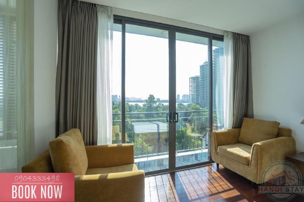 LAKE VIEW apartment with 4 bedrooms for rent in Dang Thai Mai street, Tay Ho 16