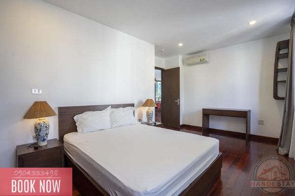 LAKE VIEW apartment with 4 bedrooms for rent in Dang Thai Mai street, Tay Ho 24