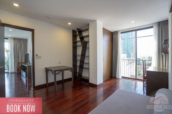 LAKE VIEW apartment with 4 bedrooms for rent in Dang Thai Mai street, Tay Ho 29