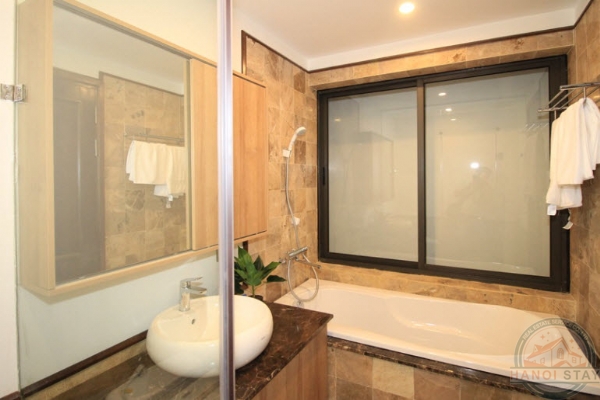 *Lake View & Balcony 2 BR Apartment for rent in Pham Huy Thong str, Ba Dinh* 13