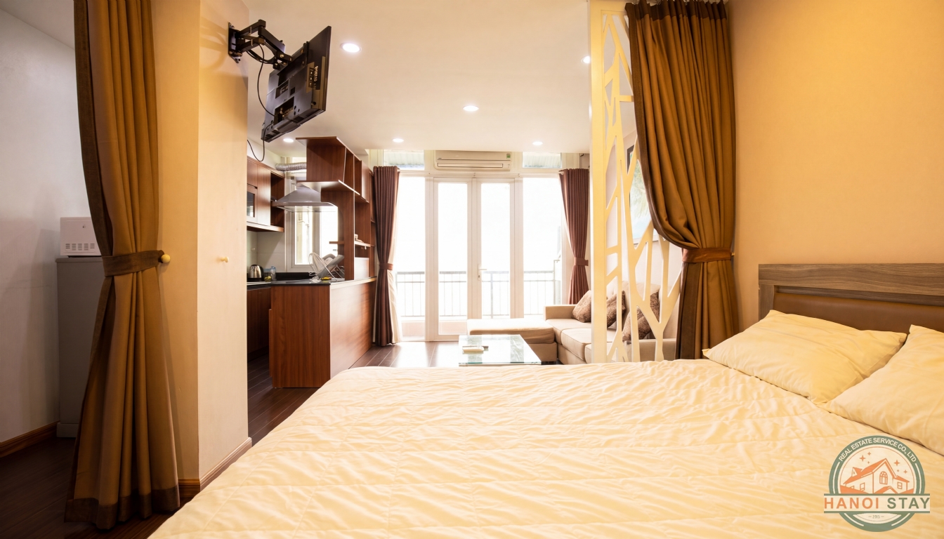 Lake View & Budget Apartment for rent near Truc Bach Area, Hanoi 1